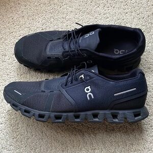 On Men’s Cloud 5 Running Black Sneakers